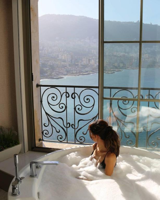 Jacuzzi suite with Jounieh Bay view at Monte Cassino